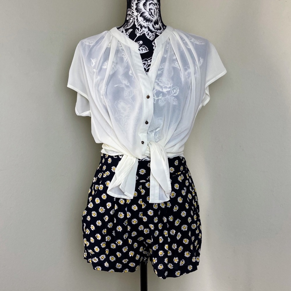 Timing Black Floral Boho Shorts Pockets